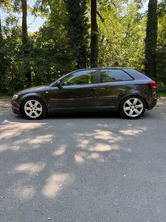 Gebraucht Audi A3 Ambition 140 PS (102 kW) 2005 Grau Kleinwagen