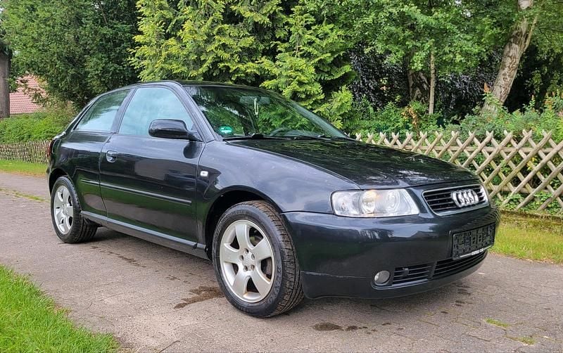 Schwarz Gebraucht 2002 Audi A3 Kleinwagen | 1.600 € (Fairer Preis) - Bild 1/4