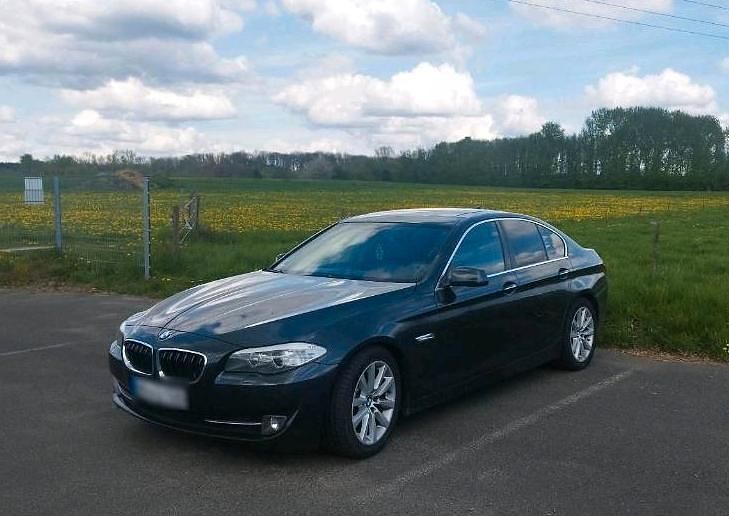 Second-hand BMW 528 258 CP (189 kW) 2010 Negru Berlinǎ