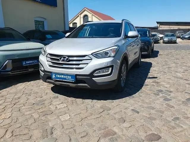 Silber Gebraucht 2014 Hyundai Santa Fe Style SUV | 11.900 € (Fairer Preis) - Bild 1/4