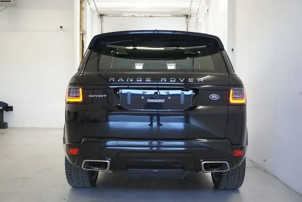 Gebraucht Land Rover Range Rover Sport 400 PS (294 kW) 2021 Schwarz SUV