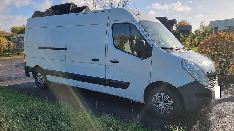 Weiß Gebraucht 2018 Renault Master Van / Kleinbus | 9.333 € (Guter Preis) - Bild 1/4