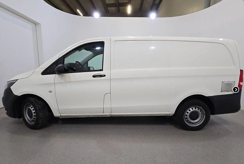 Gebraucht Mercedes Vito 163 PS (119 kW) 2020 Weiß Van