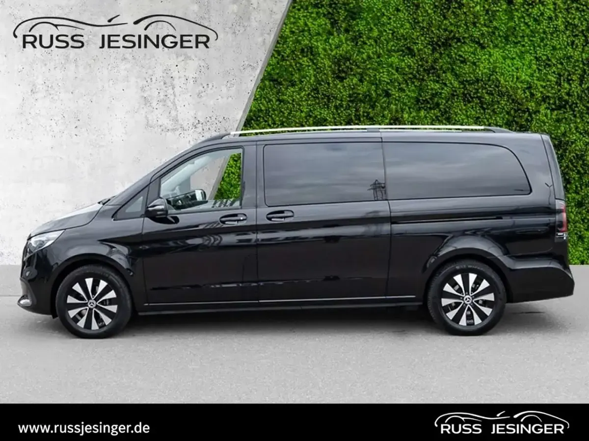 Gebraucht Mercedes V220 Style 163 PS (119 kW) 2024 Schwarz Van / Kleinbus