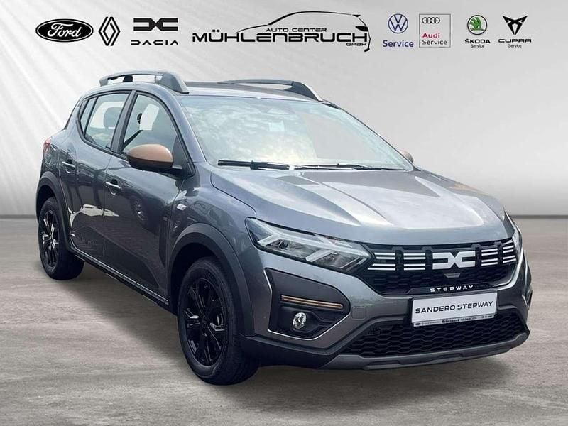 Neu Dacia Sandero Extreme 91 PS (66 kW) 2025 Dolmitgrau Kleinwagen