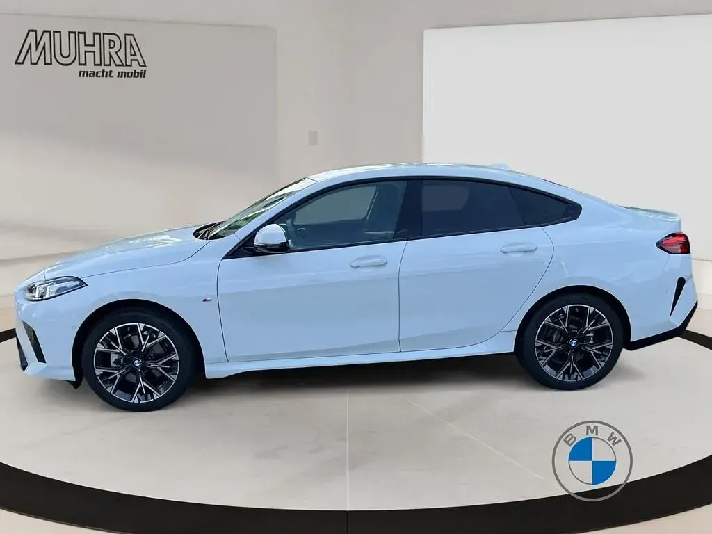 Gebraucht BMW 220 M Sport 170 PS (125 kW) 2025 Weiß Limousine