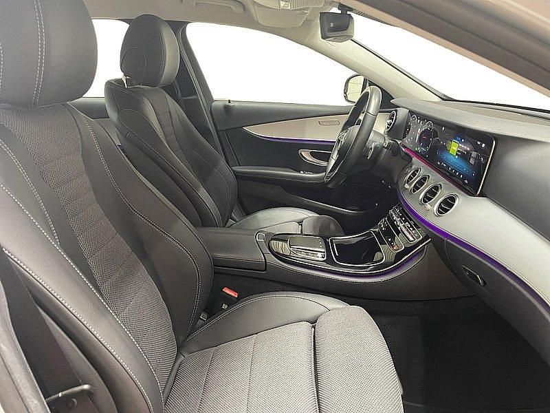 Usata Mercedes E220 Avantgarde 200 CV (147 kW) 2022 Argento Station wagon