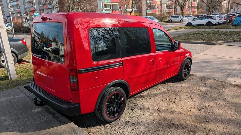 Gebraucht Opel Combo 97 PS (71 kW) 2006 Rot Van / Kleinbus
