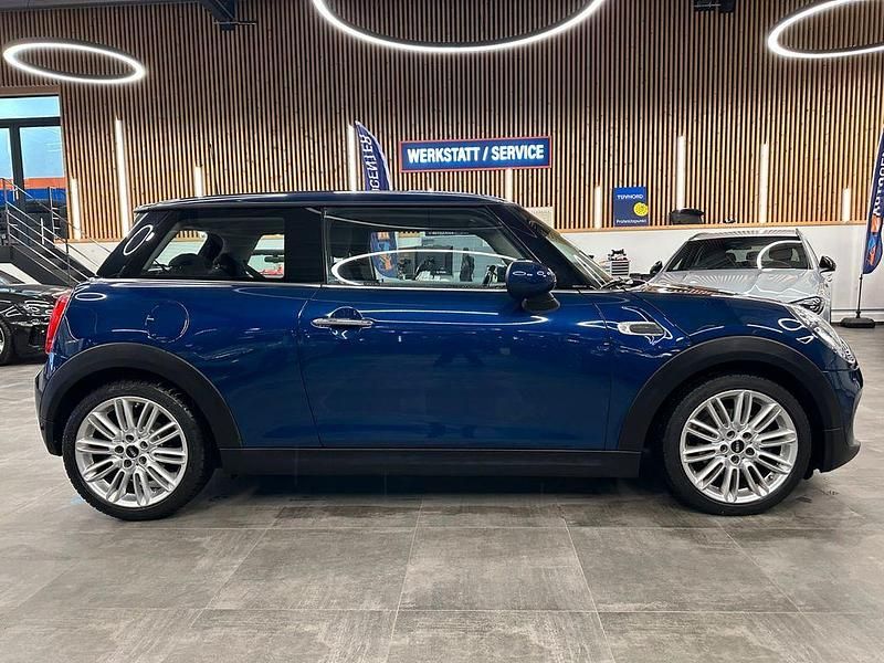 Gebraucht Mini Cooper 136 PS (100 kW) 2015 Blau Kleinwagen