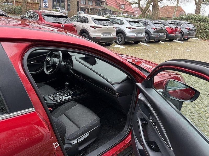 Gebraucht Mazda CX-30 122 PS (89 kW) 2023 Soul red crystal SUV
