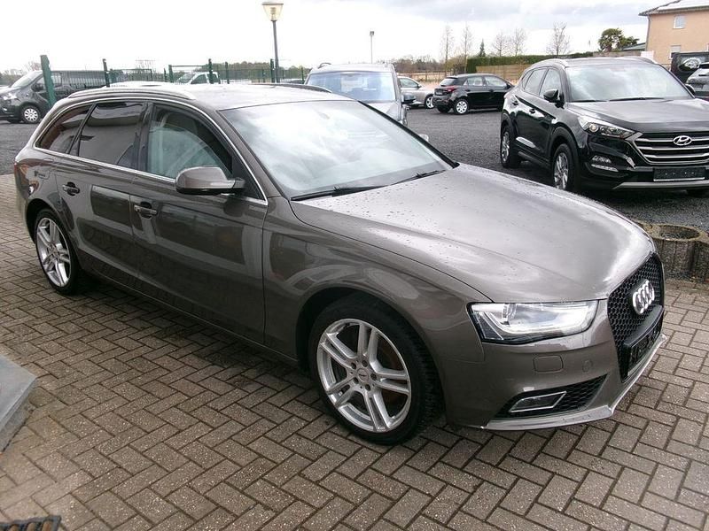Gebraucht Audi A4 Ambiente 120 PS (88 kW) 2013 Grau Kombi