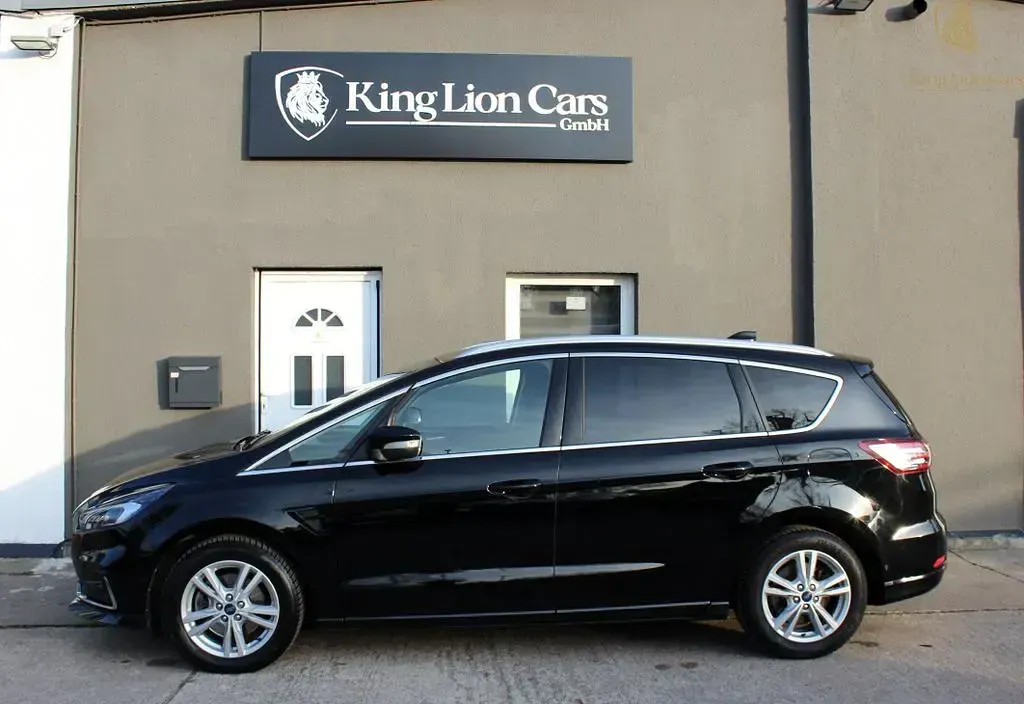 Gebraucht Ford S-MAX Titanium 190 PS (139 kW) 2019 Iridiumschwarz Van / Kleinbus