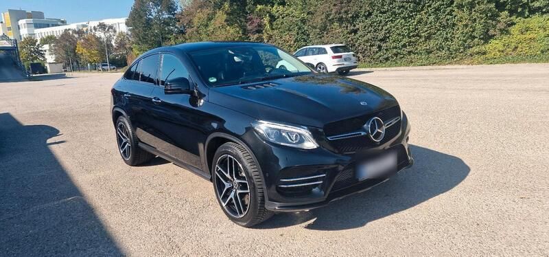 Schwarz Gebraucht 2017 Mercedes GLE500 SUV | 39.900 € - Bild 1/4