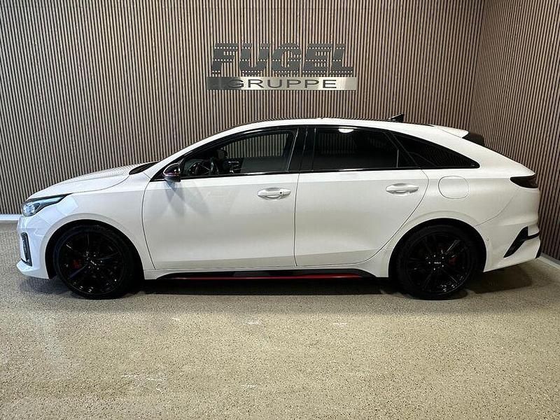 Gebraucht Kia ProCeed GT 204 PS (150 kW) 2020 Deluxeweiss met. Kombi