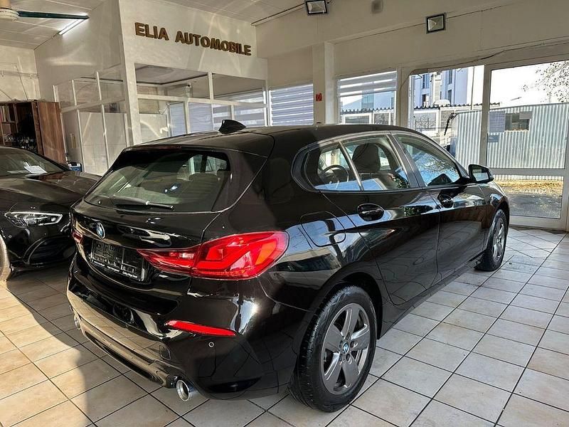 Gebraucht BMW 118 Advantage 150 PS (110 kW) 2022 Schwarz Kleinwagen