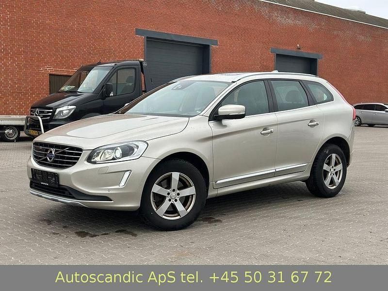 Gebraucht Volvo XC60 Summum 190 PS (139 kW) 2017 Silber SUV