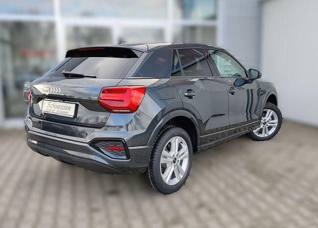Neu Audi Q2 Advanced Plus 150 PS (110 kW) 2026 Grau SUV