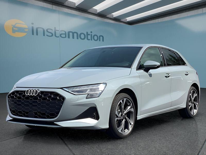 Grau Gebraucht 2025 Audi A3 Sportback Kleinwagen | 38.249 € (Etwas zu teuer) - Bild 1/4