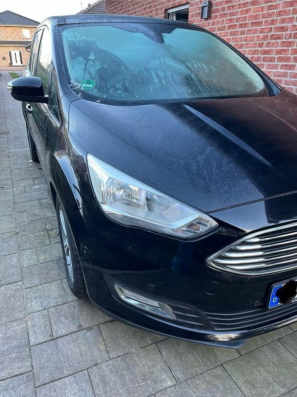 Gebraucht Ford Grand C-Max Titanium 125 PS (91 kW) 2016 Schwarz Van / Kleinbus