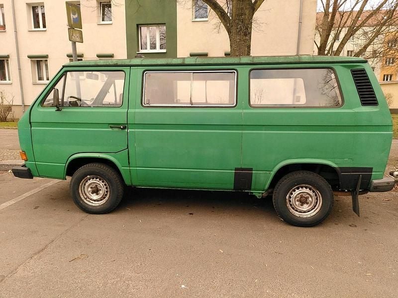 Grün Gebraucht 1986 VW T3 Van | 4.900 € - Bild 1/4