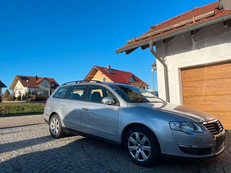 Gebraucht VW Passat 103 PS (75 kW) 2007 Silber Kombi