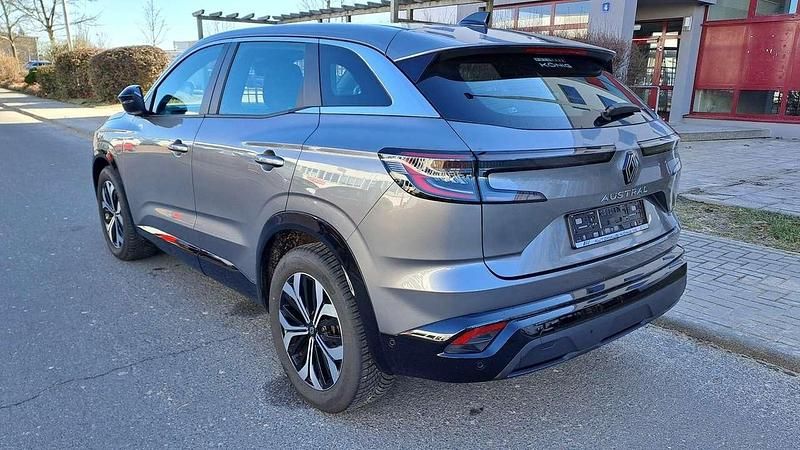 Gebraucht Renault Austral Evolution 158 PS (116 kW) 2024 Dolomit grau metallic SUV
