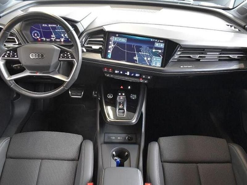 Gebraucht Audi Q4 e-tron S-Line 150 kW (204 PS) 2023 Blau SUV