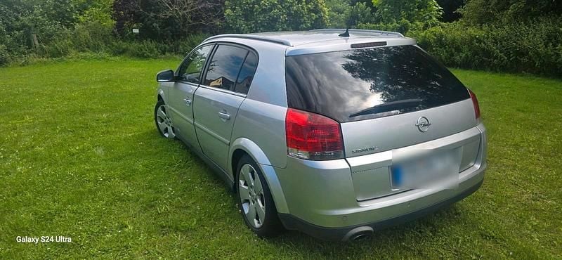 Gebraucht Opel Signum 150 PS (110 kW) 2005 Silber Kleinwagen