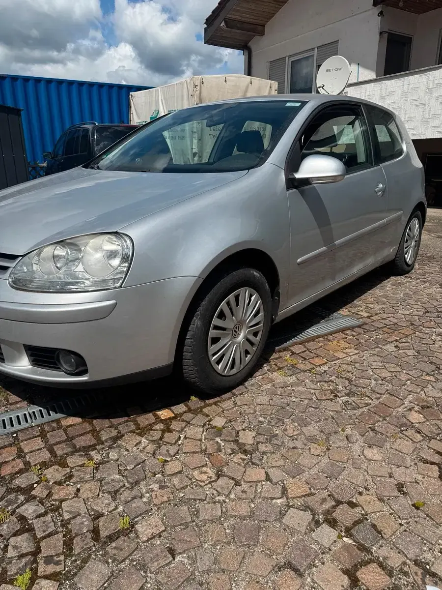 Gebraucht VW Golf V 80 PS (58 kW) 2007 Grau Limousine