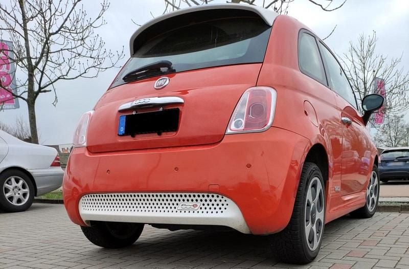 Gebraucht Fiat 500e 83 kW (113 PS) 2015 Orange Kleinwagen
