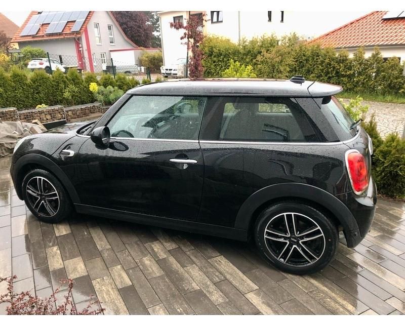 Gebraucht Mini One D 95 PS (69 kW) 2014 Schwarz Kleinwagen