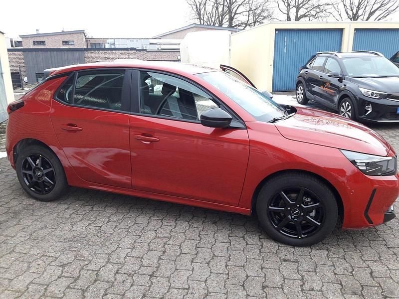 Gebraucht Opel Corsa 75 PS (55 kW) 2024 Chili rot met Kleinwagen