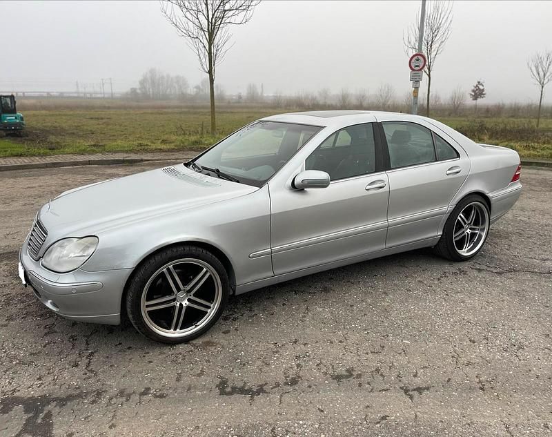 Usata Mercedes S320 224 CV (164 kW) 2001 Grigio Berlina