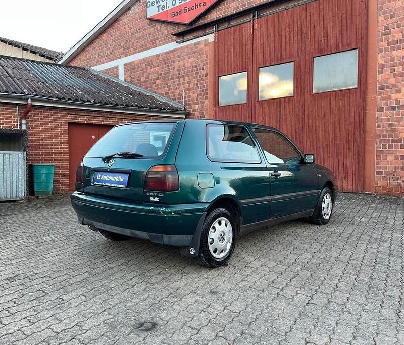 Gebraucht VW Golf III 60 PS (44 kW) 1995 Grün Kleinwagen