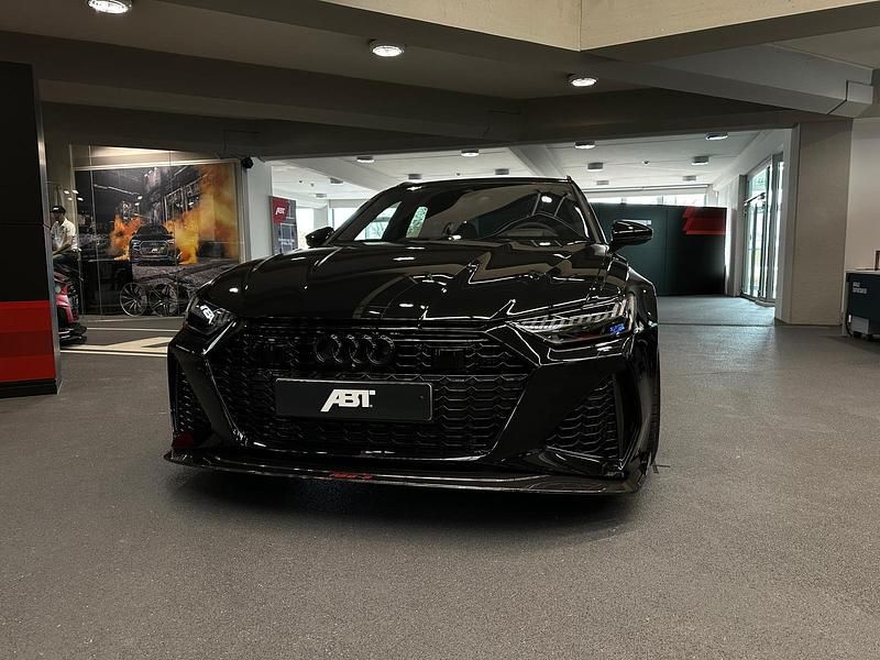 Mythosschwarz metallic Gebraucht 2024 Audi RS6 Performance Kombi | 177.990 € - Bild 1/4