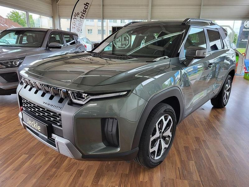 Forest green Neu 2025 Ssangyong Torres SUV | 28.990 € - Bild 1/4