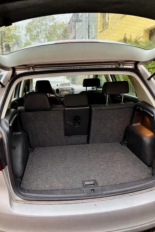 Gebraucht VW Golf VI 80 PS (58 kW) 2009 Silber Kleinwagen