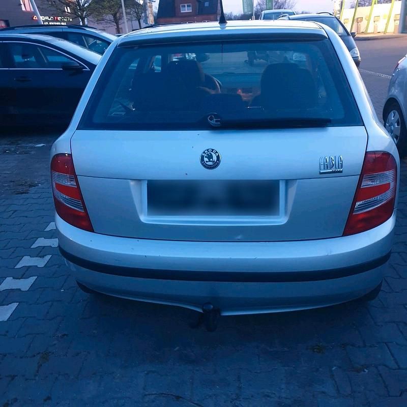 Gebraucht Skoda Fabia 75 PS (55 kW) 2006 Silber Limousine