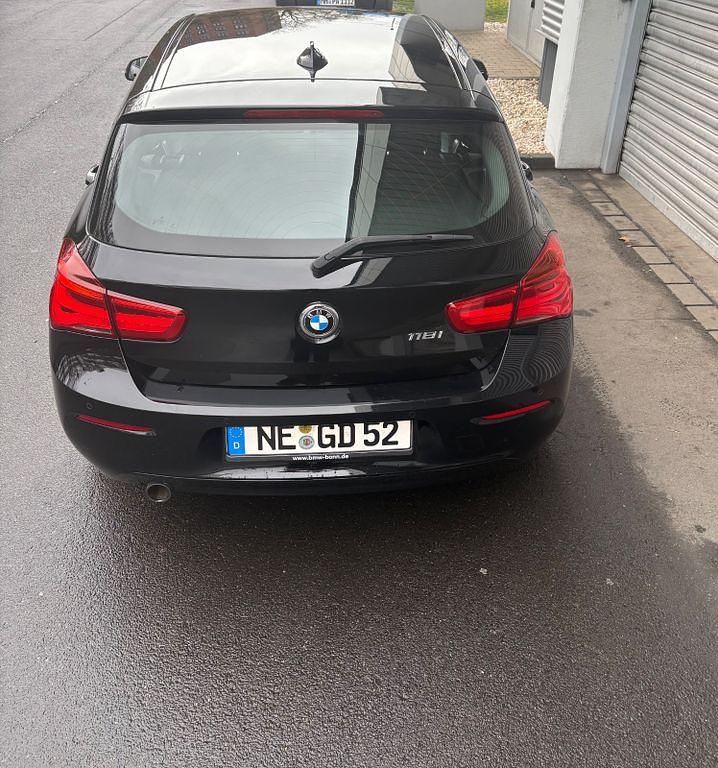 Gebraucht BMW 118 136 PS (100 kW) 2016 Schwarz Kleinwagen