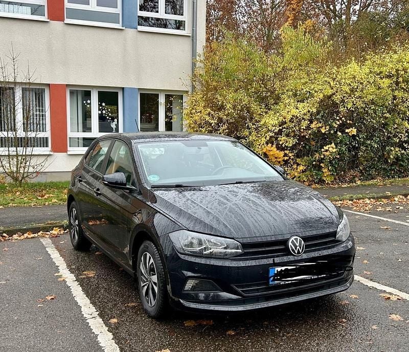 Schwarz Gebraucht 2021 VW Polo Kleinwagen | 11.990 € (Guter Preis) - Bild 1/4