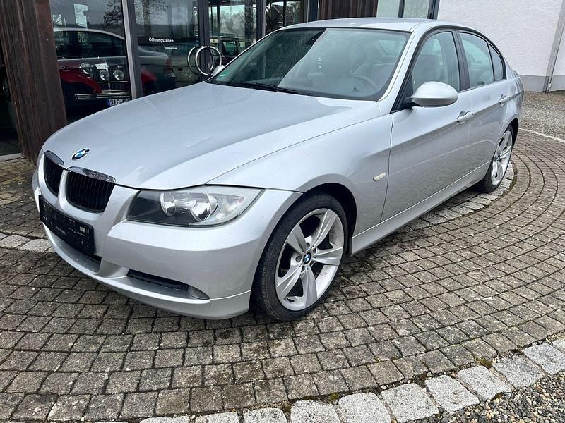 Gebraucht BMW 320 150 PS (110 kW) 2006 Silber Limousine