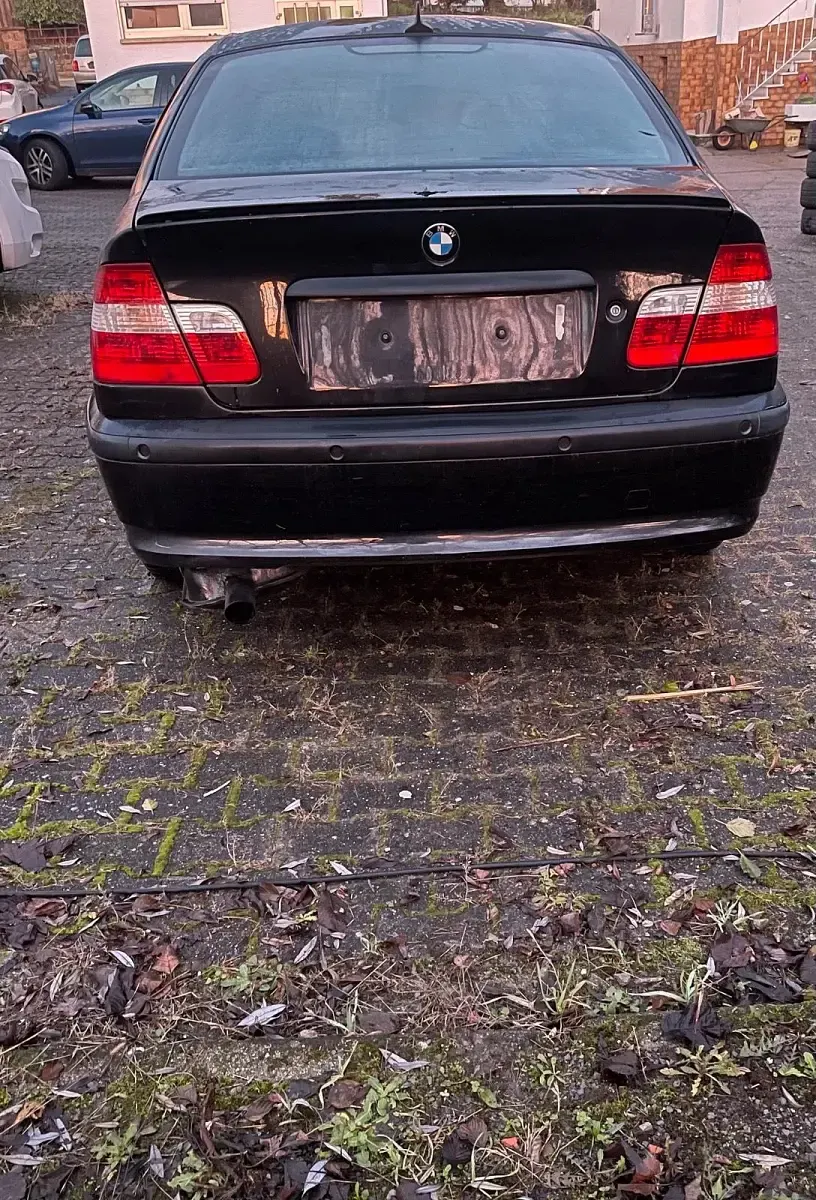 Gebraucht BMW 316 116 PS (85 kW) 2002 Schwarz Limousine