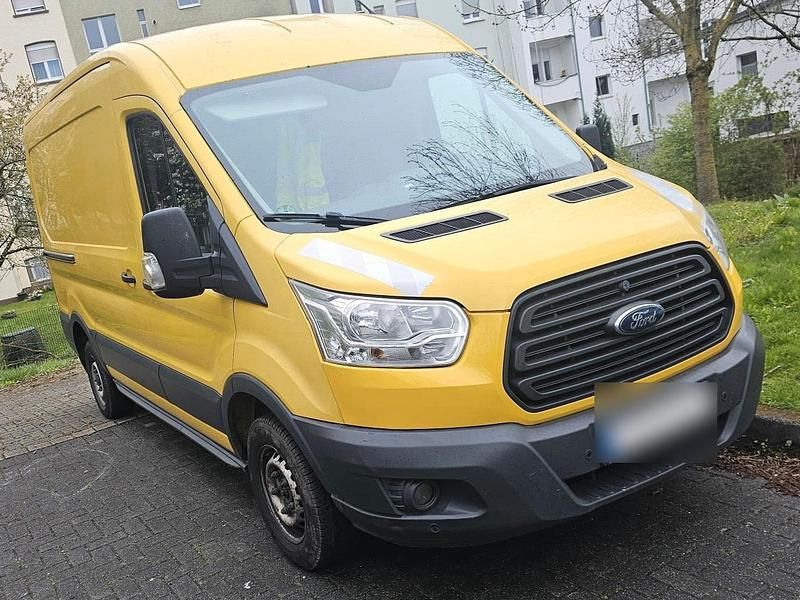 Second-hand Ford Transit 125 CP (91 kW) 2016 Galben Van