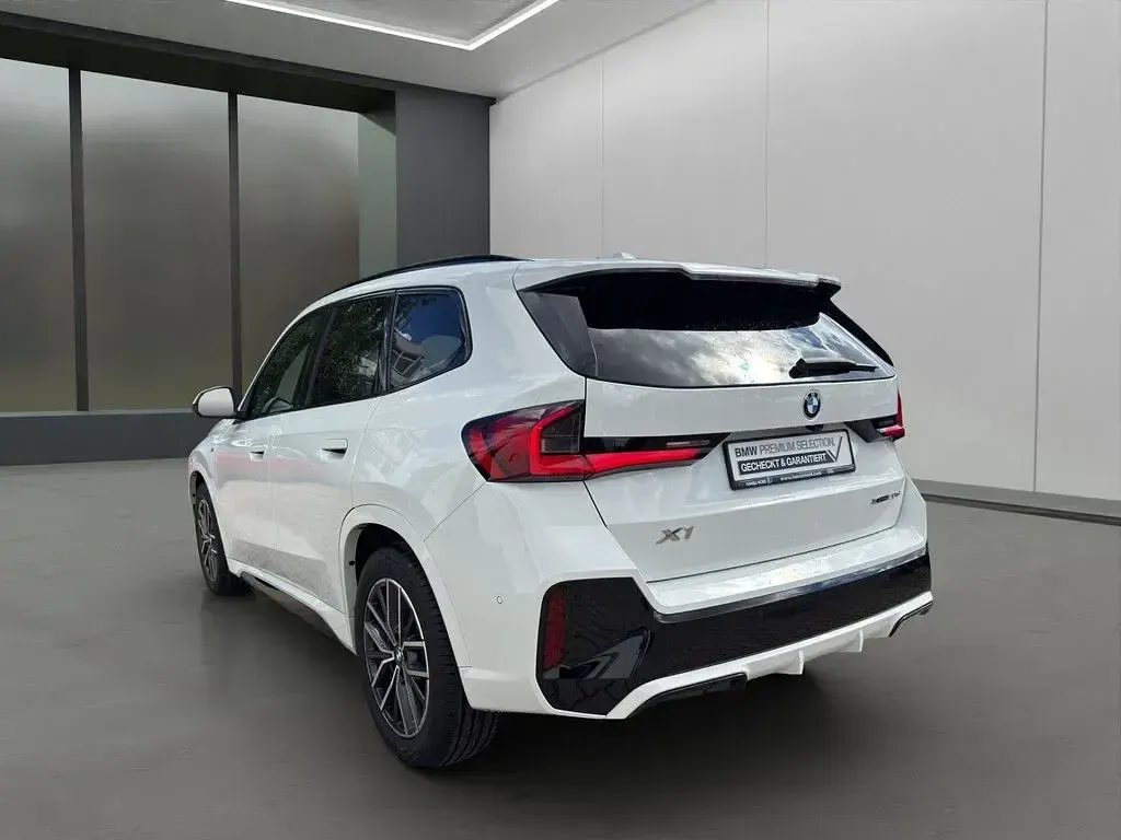 Gebraucht BMW X1 Comfort Edition 163 PS (119 kW) 2025 Weiss / alpinweiss iii SUV