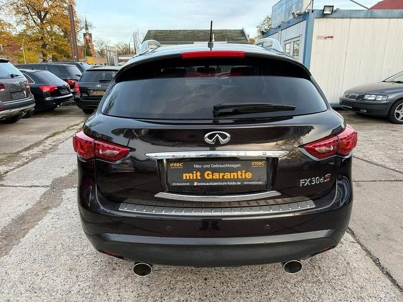 Gebraucht Infiniti Fx30 238 PS (175 kW) 2011 Schwarz SUV