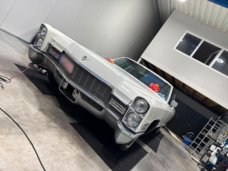 Gebraucht Cadillac Deville 375 PS (275 kW) 1968 Weiß Limousine