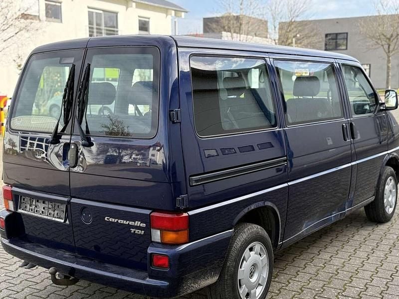 Gebraucht VW T4 102 PS (75 kW) 1999 Blau Van