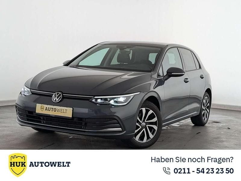 Gebraucht VW Golf VIII Active 150 PS (110 kW) 2023 Grau Limousine