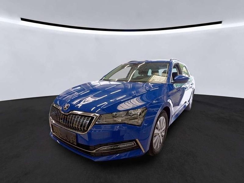 Blau Gebraucht 2021 Skoda Superb Ambition Kombi | 19.800 € (Guter Preis) - Bild 1/1