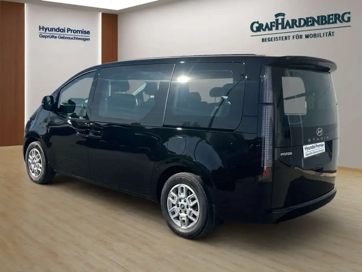 Gebraucht Hyundai Staria Trend 225 PS (165 kW) 2025 Schwarz Van / Kleinbus
